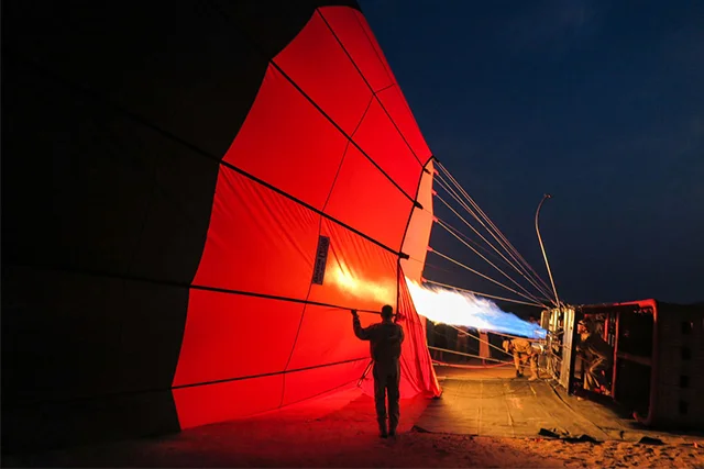 Overnight Desert Ride with Sunrise Hot Air Balloon