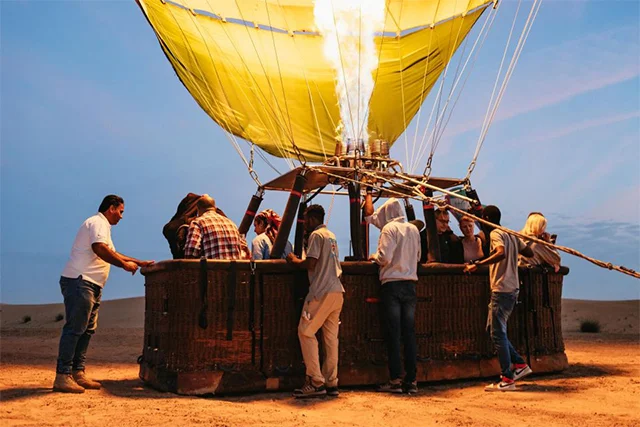 Overnight Desert Ride with Sunrise Hot Air Balloon