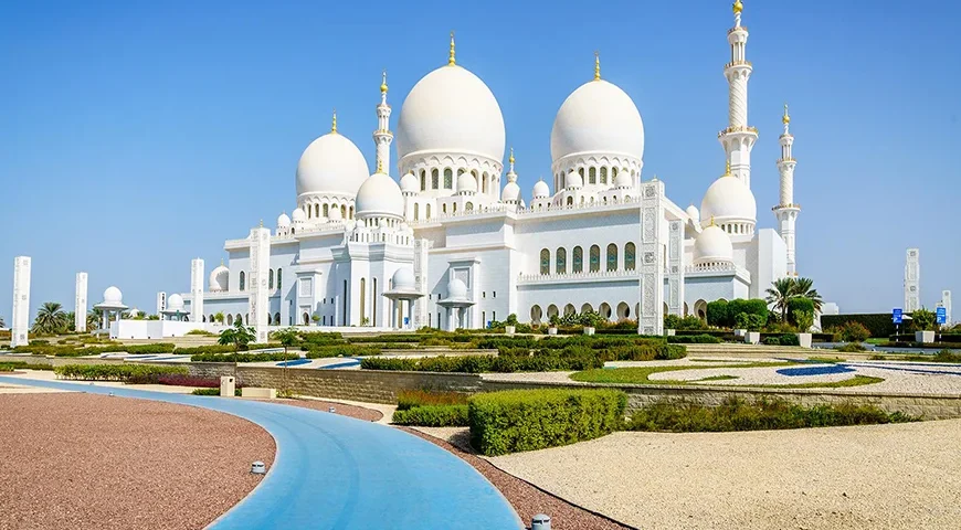 Abu Dhabi City tour with Ferrari World