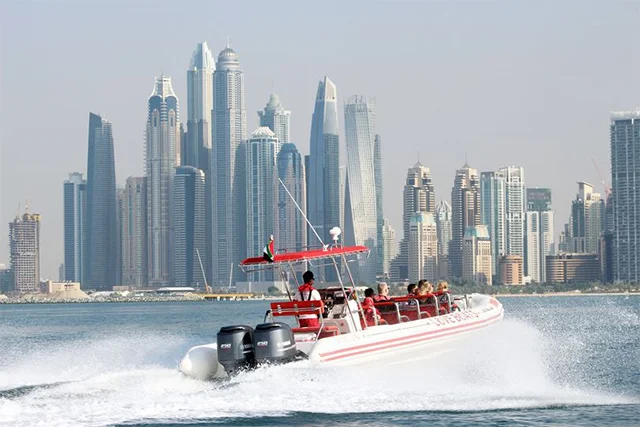 Guided Boat Tours in Dubai- Love Boat Tours