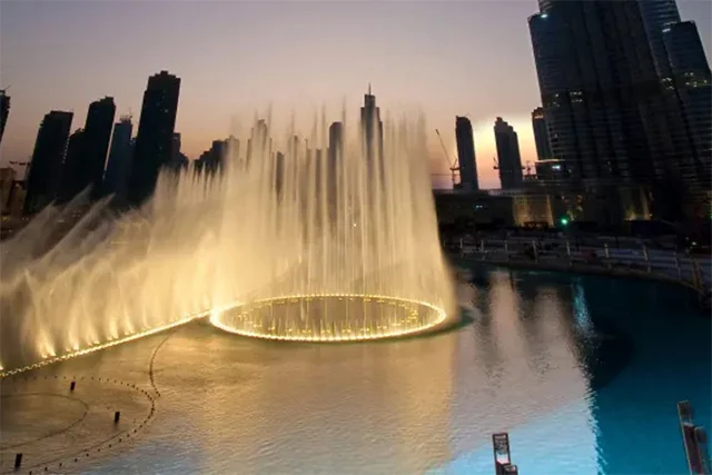 Dubai Fountain and Lake Ride-dubai water fountain boat ride