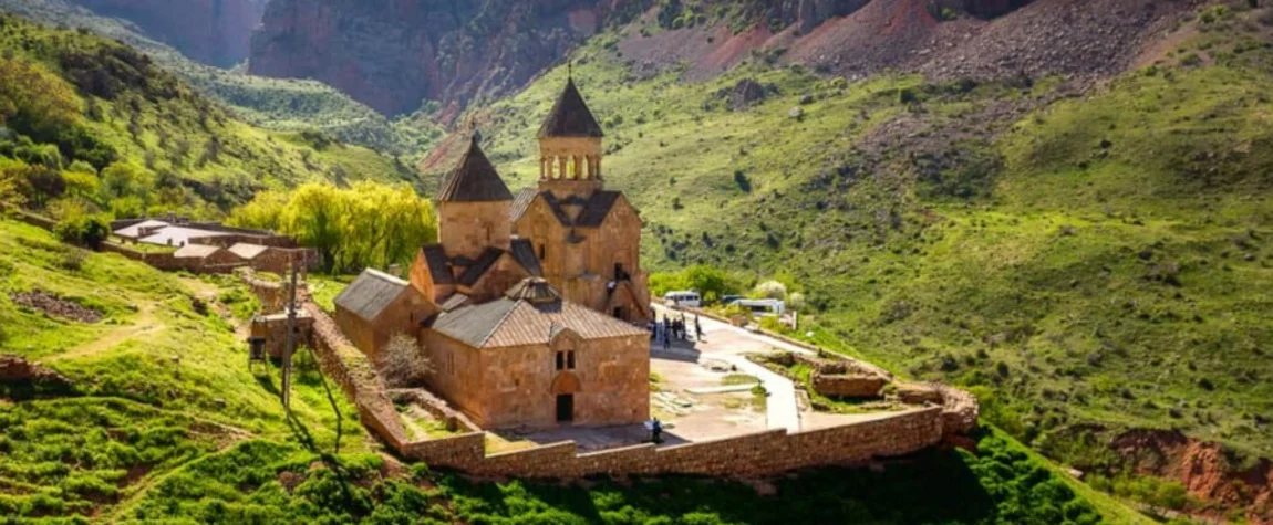 armenia tourist season