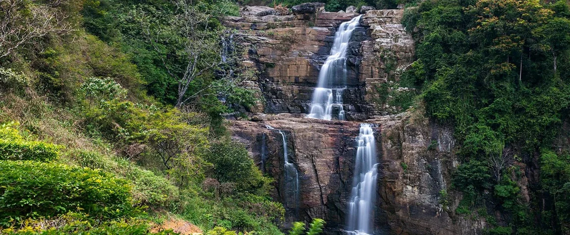 waterfalls to visit in Sri Lanka