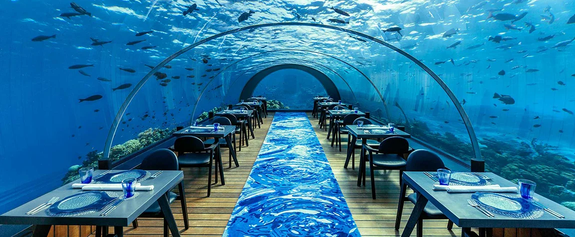 Underwater Dining