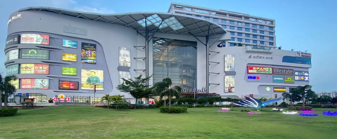 4. Explore the Marina Mall.