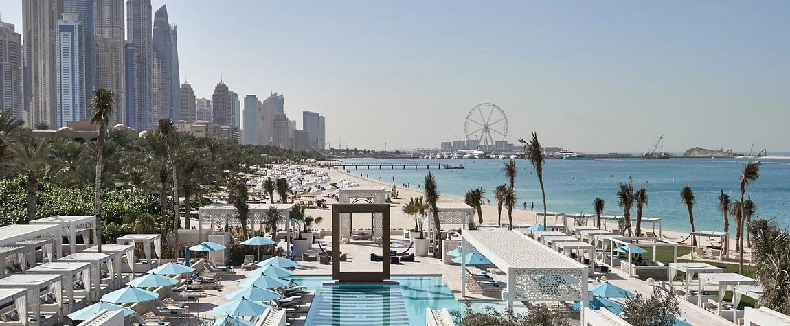 pool and beach clubs in Dubai