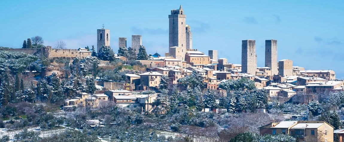 Go on a Drive to Explore Tuscany in winter