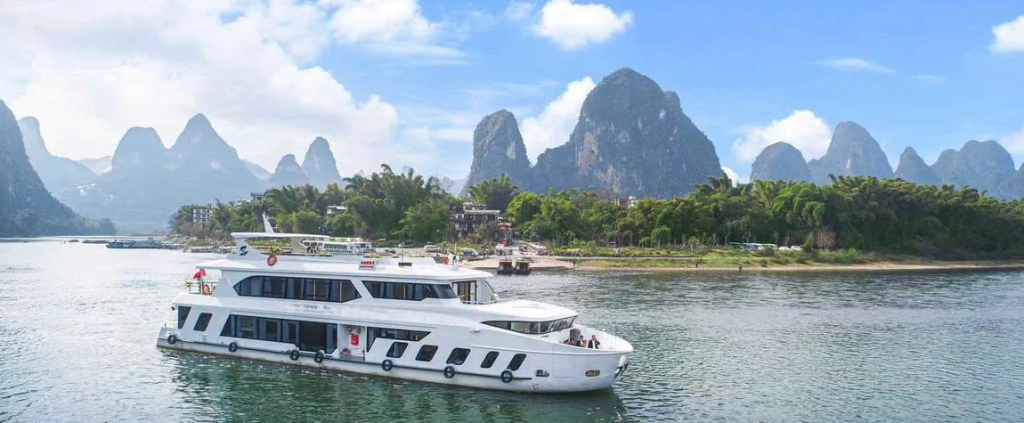 Cruise the Li River in Guilin