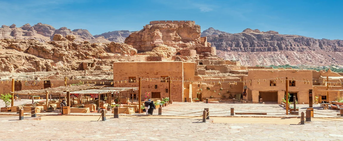 Visit the AlUla Old Town