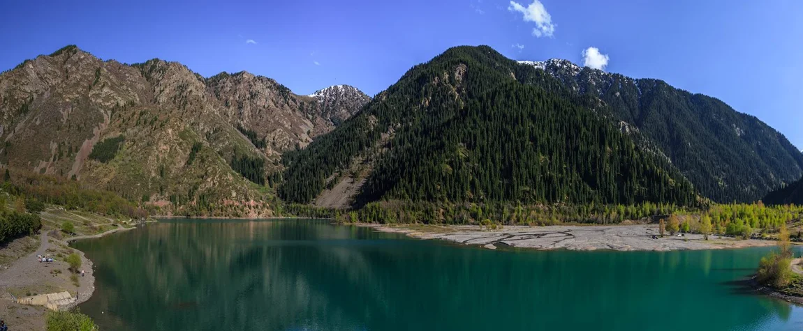 Lake Issyk: A Serene Getaway