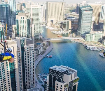 Ziplining in Dubai