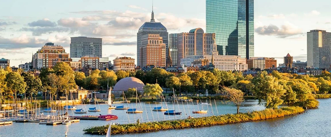 Wander the Avenue of Boston, USA