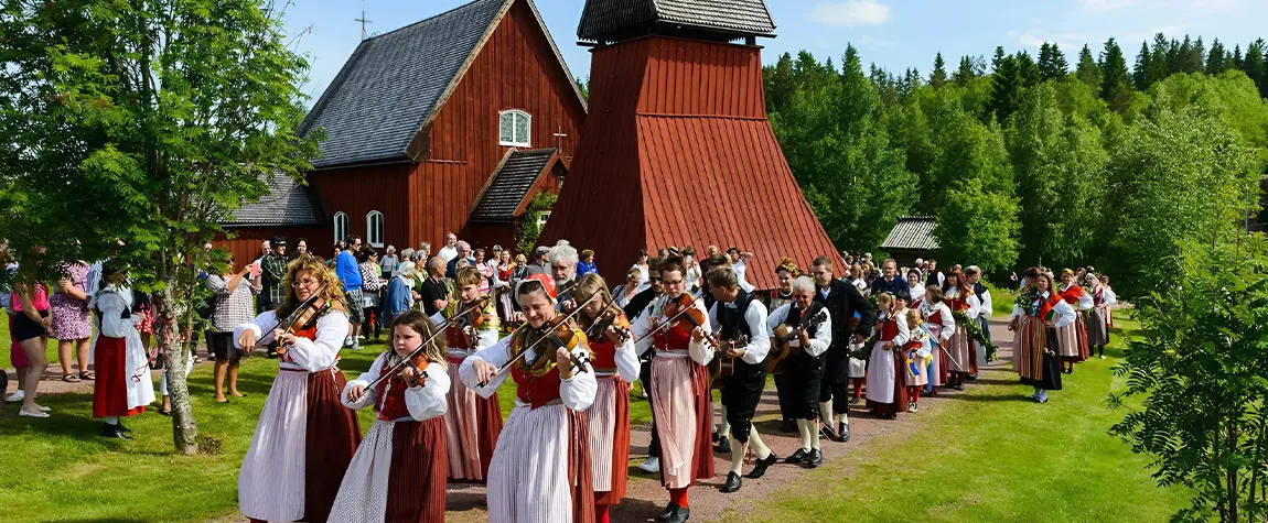 Get to know Swedish Midsummer Celebrations