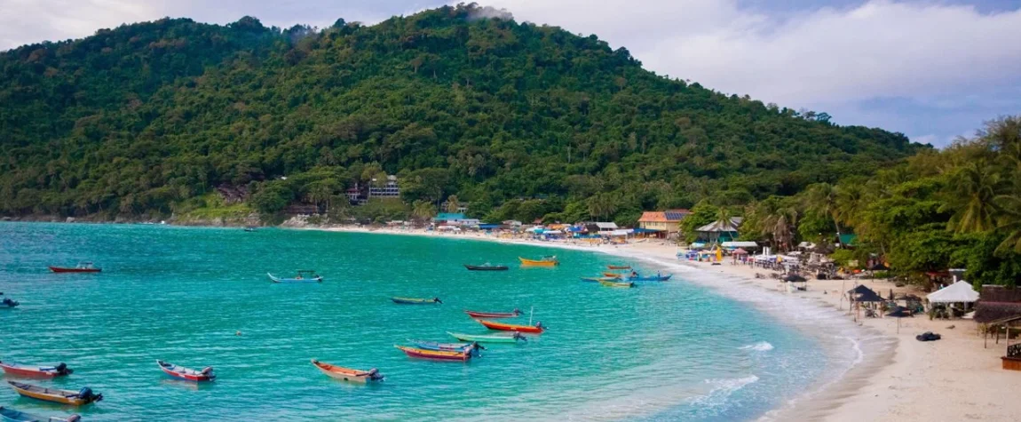 Enjoy Island Hopping in Perhentian Islands