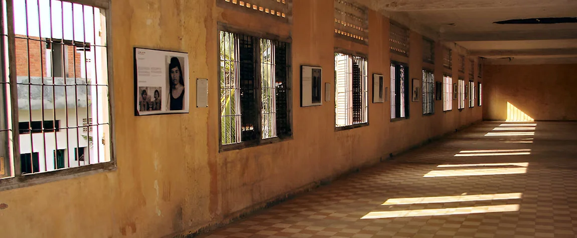 Visit History at Tuol Sleng & Killing Fields